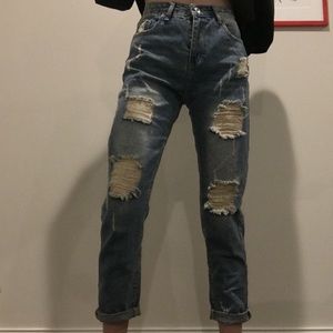 💫High Waisted Ripped Mom Jeans💫